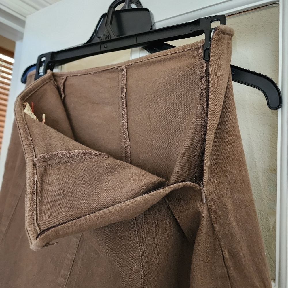 STREAM Medium Brown Beaded Embroidered Midi Skirt Raw Hem Boho Floral Appliqué - Picture 7 of 11